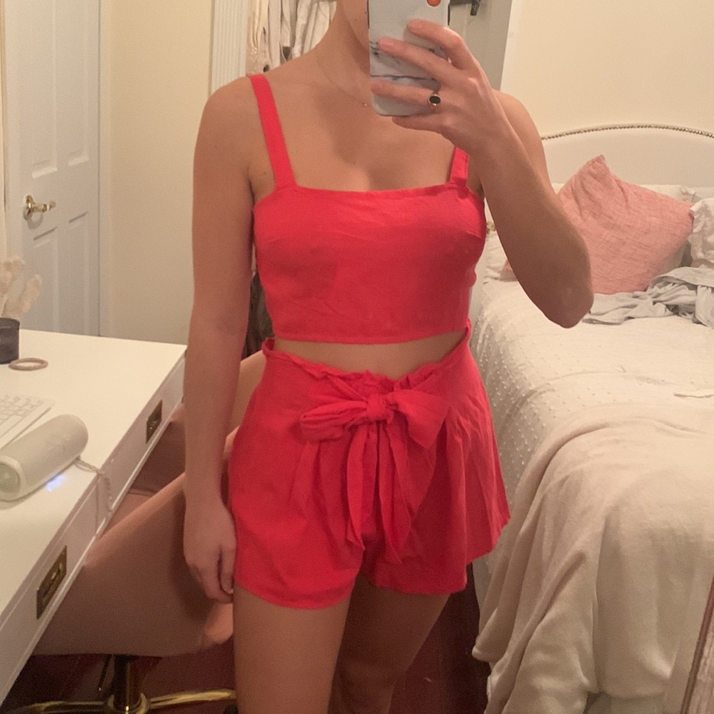 Billabong Hot Pink Tank and Shorts set